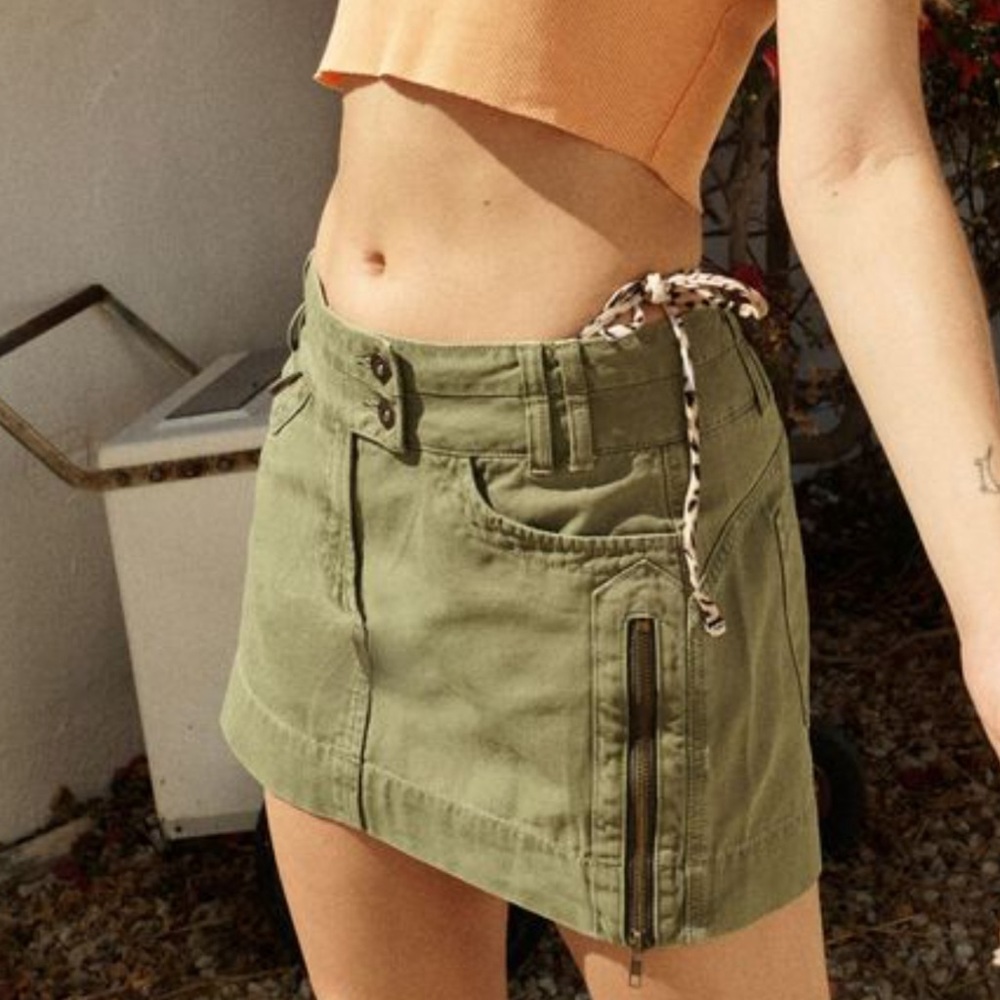 NWT Garage cargo pocket skirt